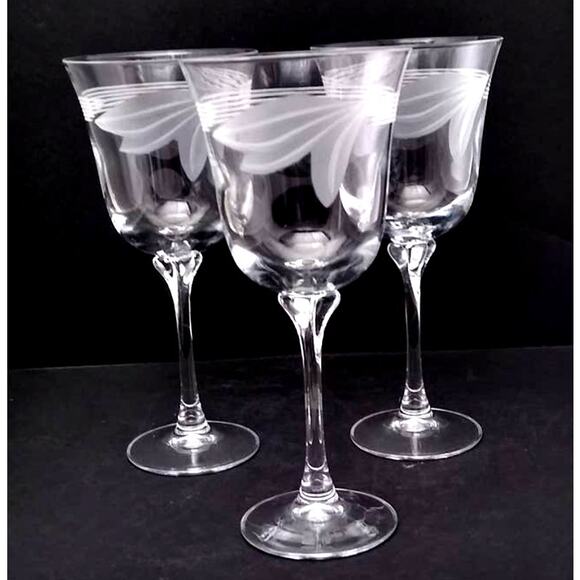 D'Arques Durand Penelope Wine Glasses Set Of 3 - Picture 1 of 5